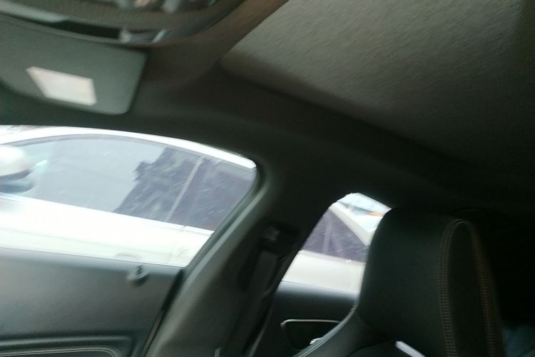 奔驰CLA 2016款 CLA 200 动感型中控内饰22