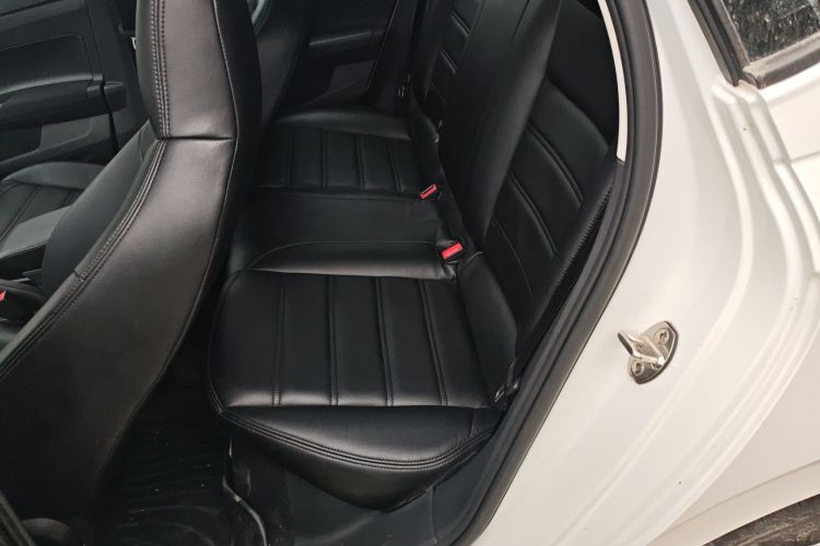 大众 Polo 2019款 Plus 1.5L 自动全景乐享版中控内饰7004