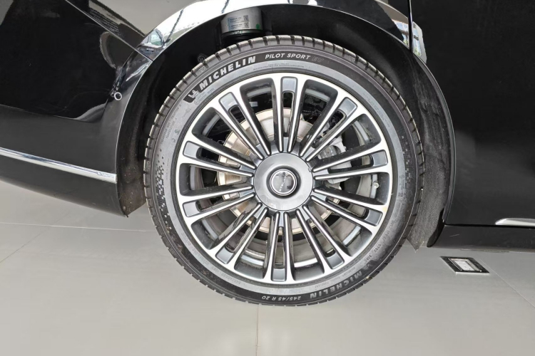 鸿蒙智行 享界S9 2024款 纯电 Ultra 四驱旗舰版车身外观6008