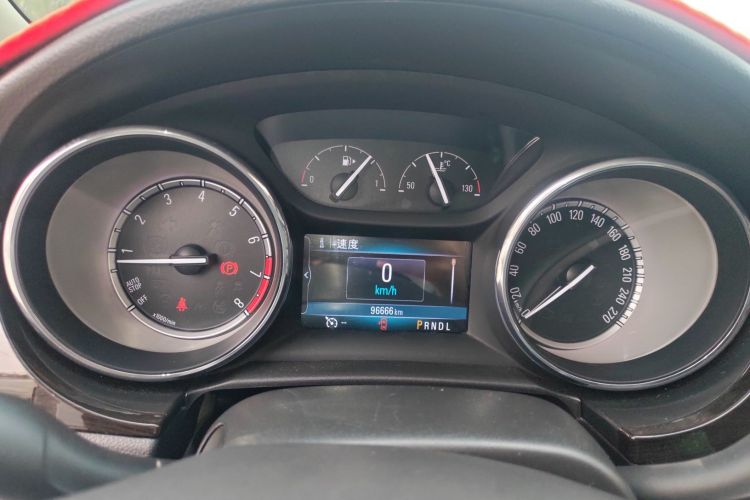 别克 威朗 2018款 三厢 15S 自动领先型中控内饰14