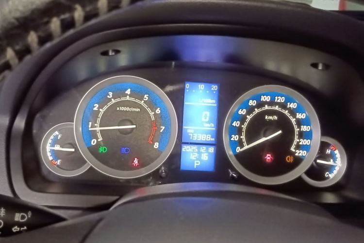 北京汽车E系列 2012款 两厢 1.5L 自动乐尚版中控内饰14