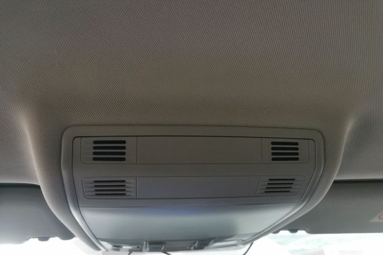 大众 高尔夫 2018款 1.6L 自动时尚型中控内饰22