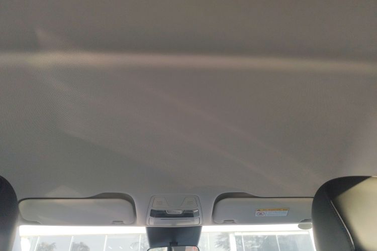 红旗E-QM5 2023款 改款 基础出行版中控内饰22