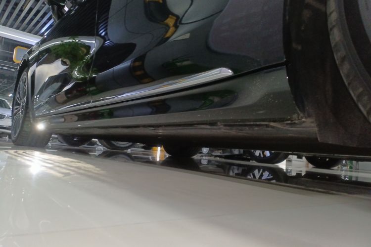 鸿蒙智行 享界S9 2024款 纯电 Ultra 四驱旗舰版局部细节9002