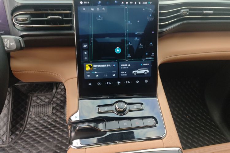 蔚来ES8 2020款 415KM 七座版局部细节16