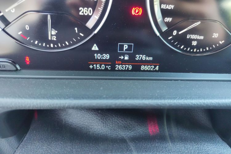 宝马1系 2018款 改款 118i 运动型中控内饰15