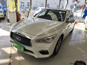 英菲尼迪Q50L 2018款 2.0T 舒适版 国VI