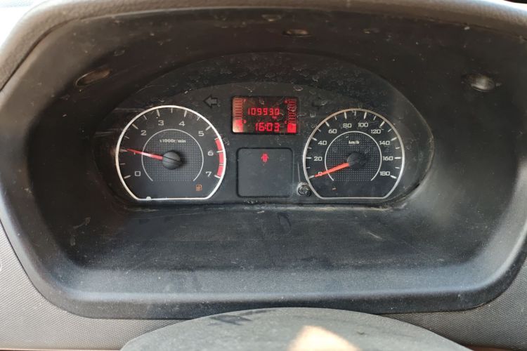 五菱汽车 五菱荣光 2014款 1.2L S 标准型中控内饰14