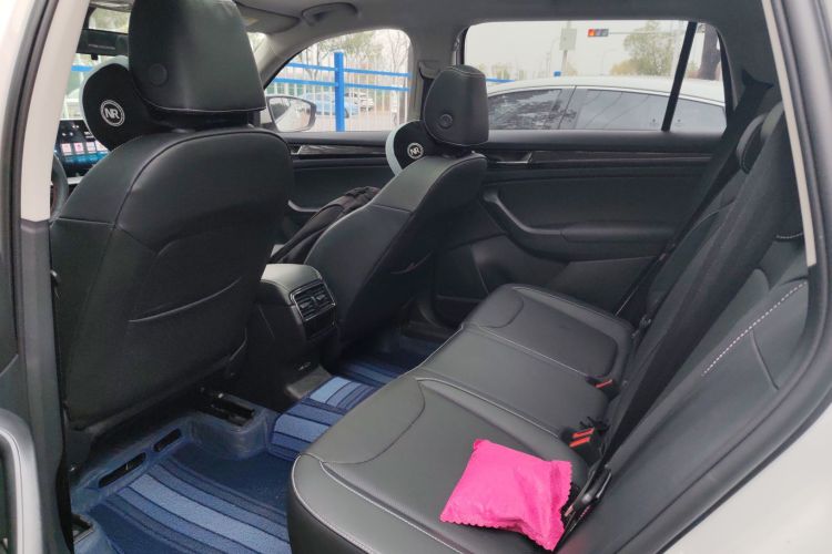 斯柯达 柯迪亚克 2024款 TSI330 5座两驱实力版中控内饰21