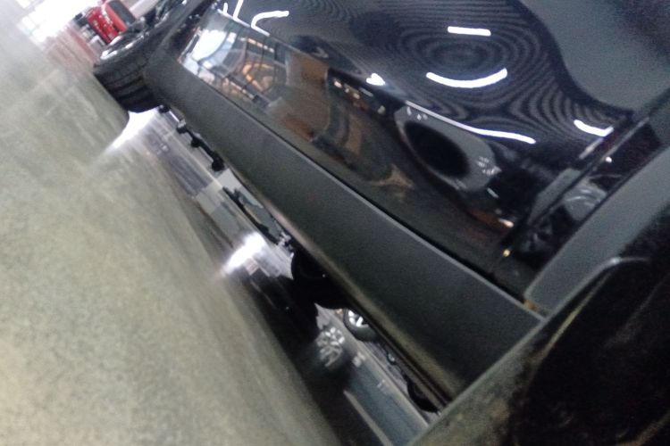 特斯拉 Model Y 2022款 后轮驱动版局部细节9001