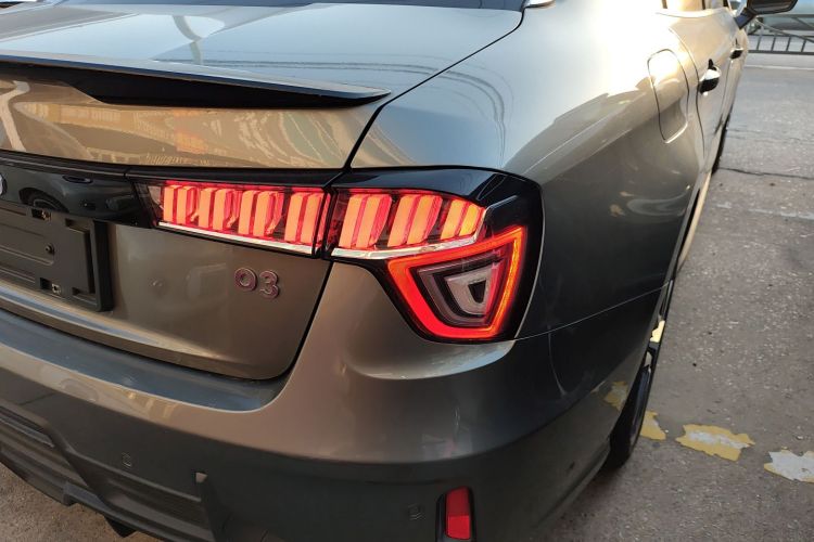 领克03 2022款 2.0TD DCT劲Pro车身外观9