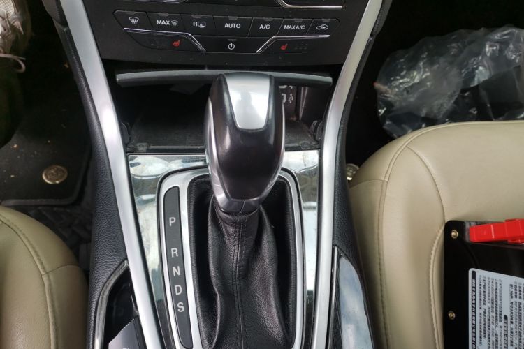 福特 锐界 2016款 EcoBoost 245 四驱豪锐型 7座中控内饰18