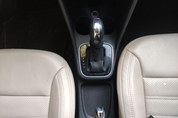 大众 Polo 2016款 1.6L 自动舒适型中控内饰18