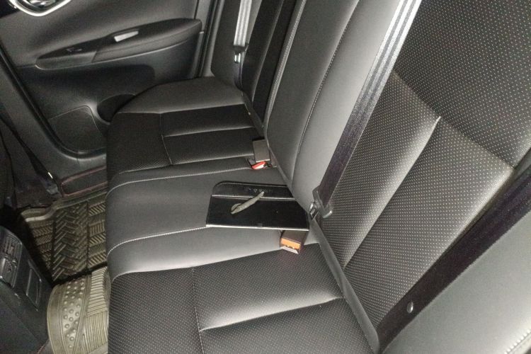 日产 轩逸 2022款 经典 1.6XL CVT豪华版中控内饰21