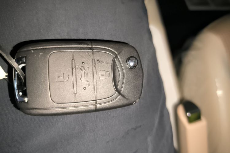 五菱汽车 宏光MINIEV 2024款 第三代 215km 青春版中控内饰11