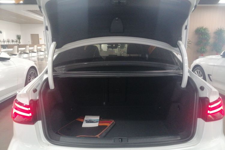 奥迪A3 2020款 改款 Limousine 35 TFSI 进取型 国VI局部细节23