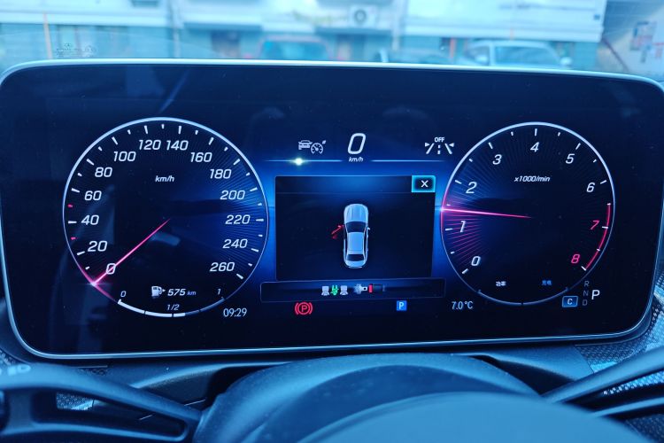 奔驰C级 2024款 C 260 L 运动版中控内饰14