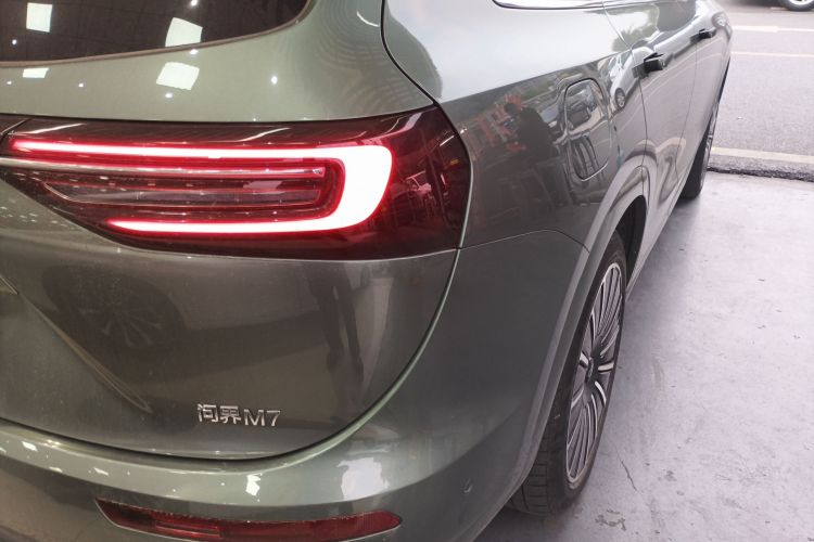 鸿蒙智行 问界M7 2022款 1.5T 四驱旗舰版车身外观9