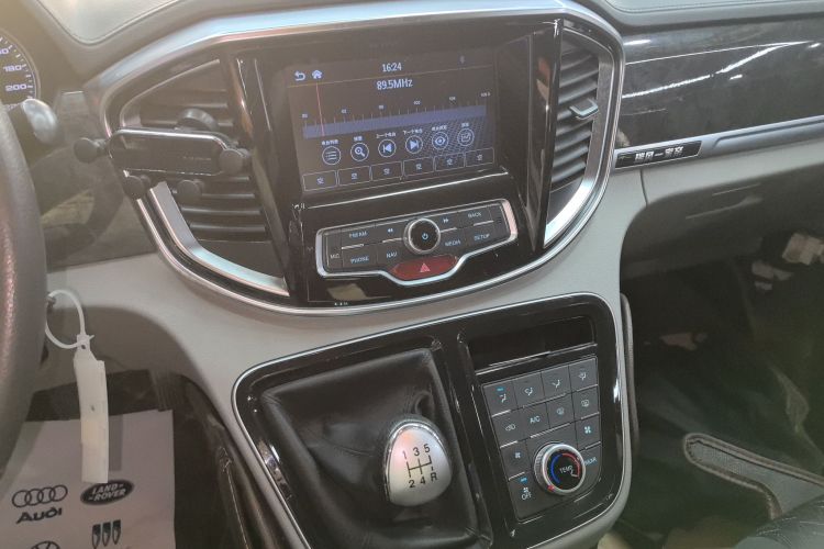 江淮瑞风 瑞风M4 2016款 2.0L 手动豪华型局部细节16