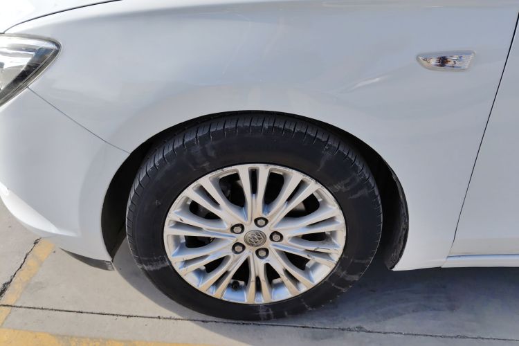 别克 英朗 2015款 15N 自动精英型车身外观6007