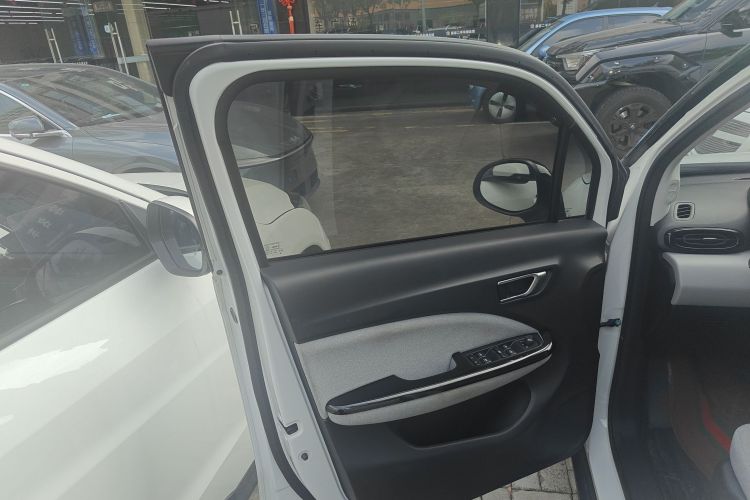 零跑汽车 零跑T03 2022款 炫晶版中控内饰7007