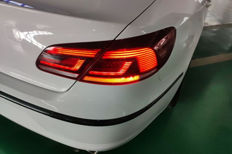 一汽-大众CC 2018款 2.0TSI 豪华型车身外观9