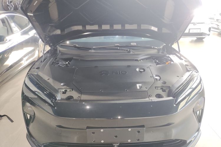 蔚来ET5T 2023款 75kWh Touring机舱底盘24