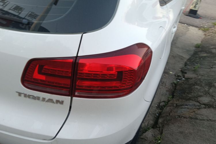 大众 途观 2016款 280TSI 自动两驱丝绸之路风尚版车身外观9