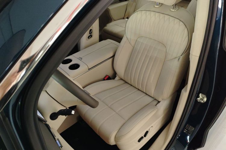 岚图汽车 岚图梦想家 2025款 EV 四驱旗舰鲲鹏版中控内饰19