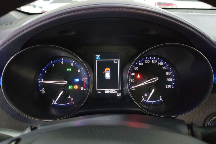 丰田C-HR 2020款 2.0L 领先版中控内饰14