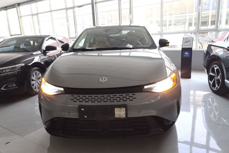 零跑汽车 零跑C01 2024款 增程 316尊享版车身外观2