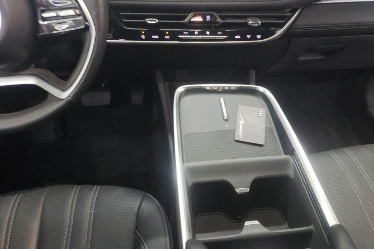 别克 君越 2023款 艾维亚版中控内饰18