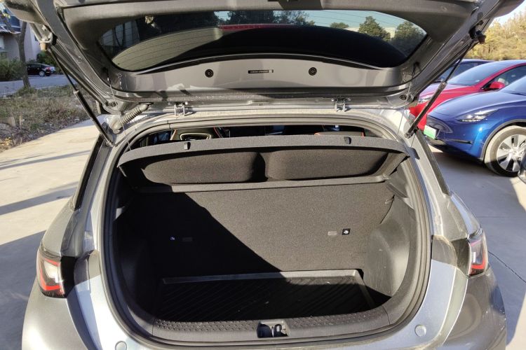 比亚迪 海豚 2021款 405km 时尚版机舱底盘23