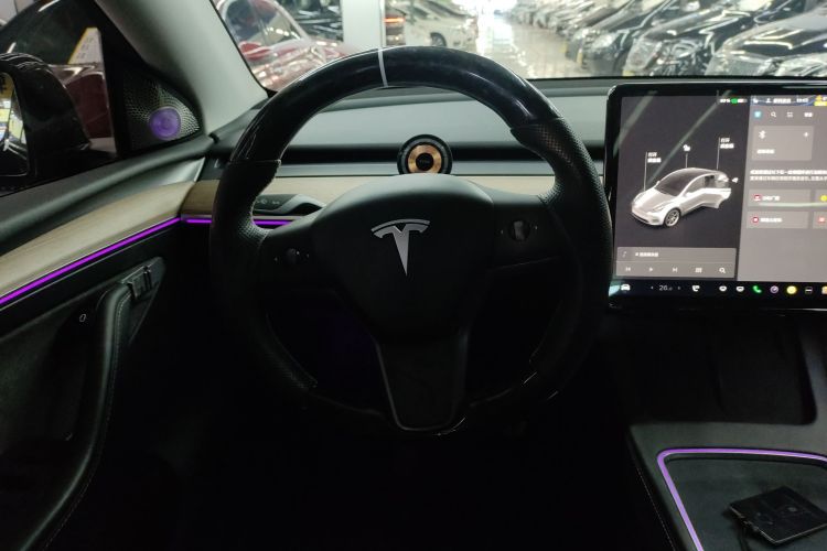 特斯拉 Model Y 2022款 改款 后轮驱动版中控内饰13