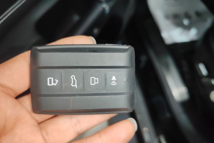 坦克300 2023款 城市版 2.0T 很有型中控内饰11