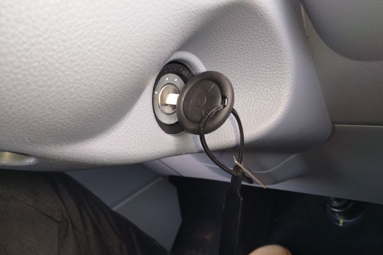 奔腾小马 2026款 222km 萌趣马中控内饰11