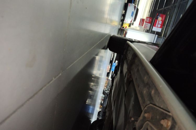 大众 途观L 2017款 330TSI 自动两驱豪华版局部细节9002