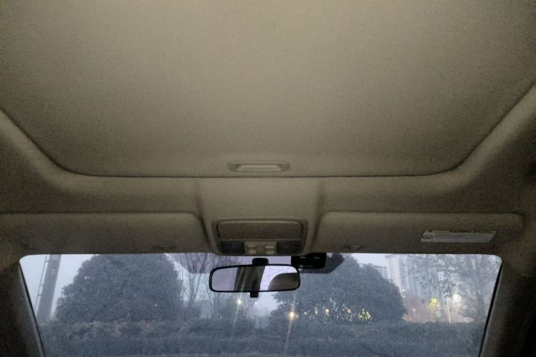 本田CR-V 2010款 2.4L 自动四驱豪华版局部细节22