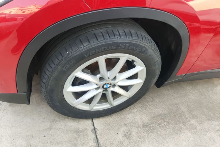 宝马X1 2016款 sDrive18Li 时尚型车身外观6002