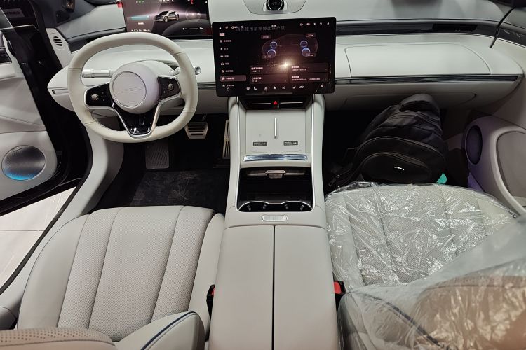 鸿蒙智行 智界S7 2024款 Pro中控内饰7002