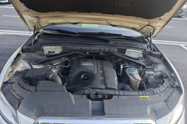 奥迪Q5 2013款 40 TFSI 进取型局部细节24