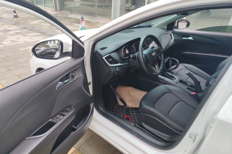 雪佛兰 科沃兹 2016款 1.5L 自动欣悦版中控内饰20