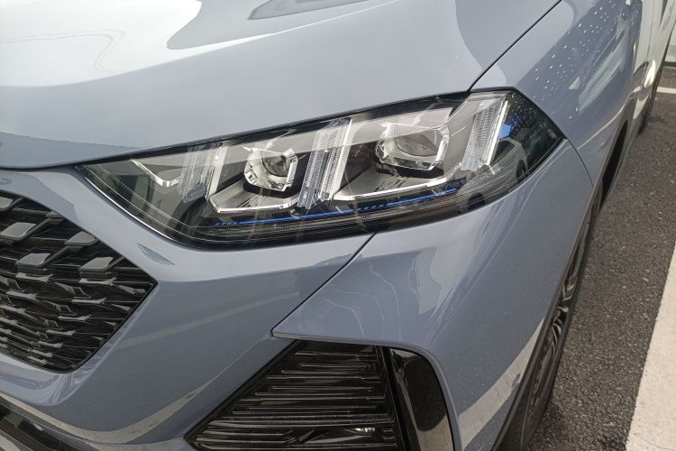 魏牌 拿铁DHT 2022款 1.5T DHT大杯局部细节36