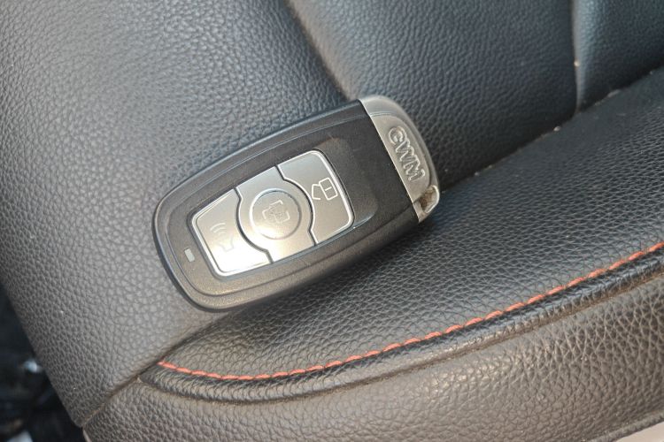 哈弗H6 2016款 升级版 1.5T 自动两驱精英型中控内饰11