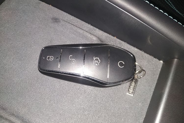 比亚迪 海豹06新能源 2024款 DM-i 120KM旗舰型中控内饰11