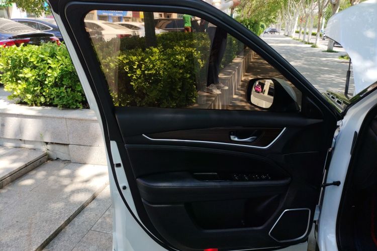 本田 冠道 2017款 240TURBO 两驱豪华版中控内饰7007