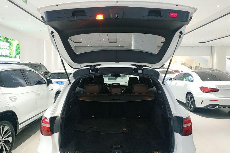 奔驰GLC 2019款 GLC 200 L 4MATIC机舱底盘23