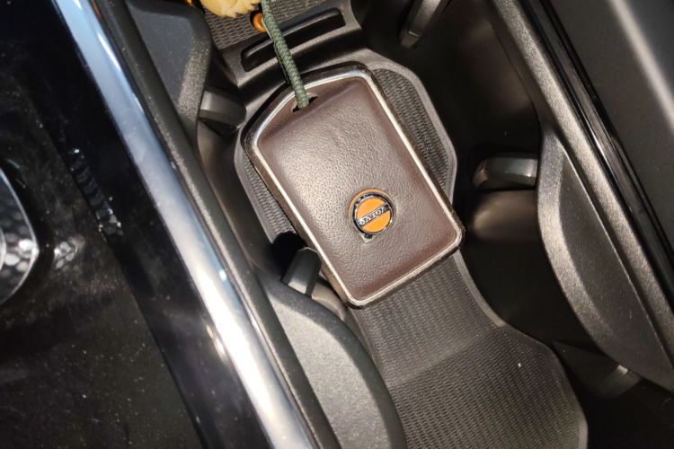 沃尔沃XC60 2024款 B5 四驱智逸豪华版中控内饰11