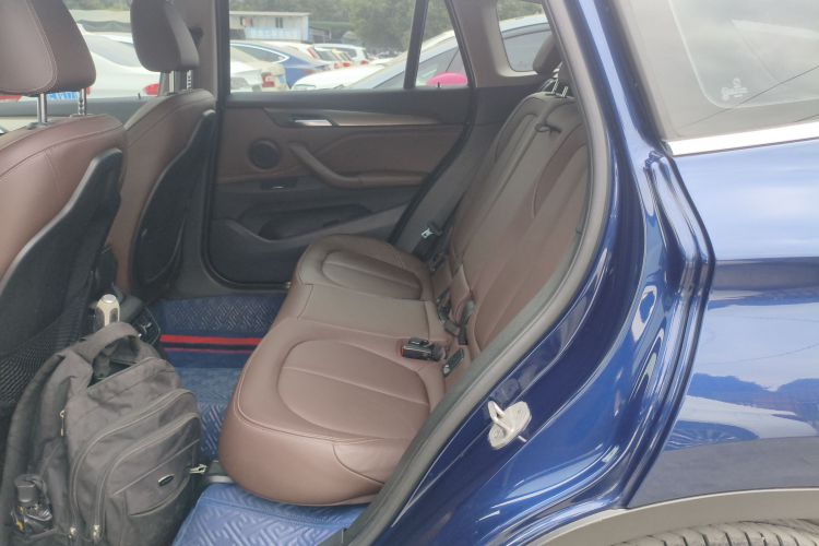 宝马X1 2018款 xDrive20Li 豪华型中控内饰21