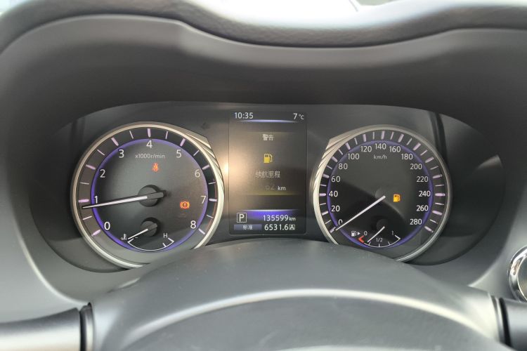 英菲尼迪Q50L 2016款 2.0T 舒适版中控内饰14